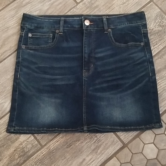 NWOT American Eagle stretch denim miniskirt sz 14